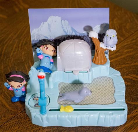 Little Einsteins June And Seal Figures Alaska Mission Playset Disney