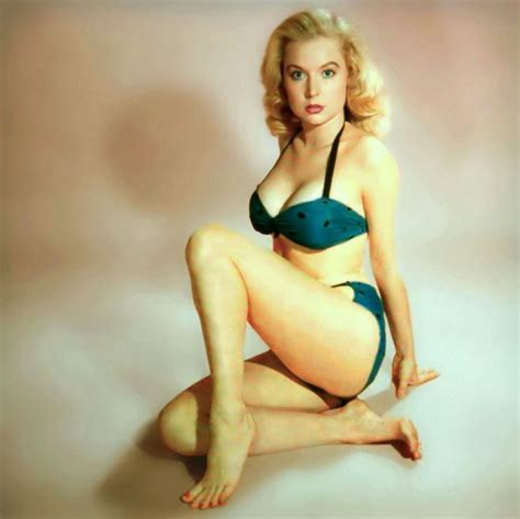 Beautiful Woman With A Perfect Body 33 Rare And Gorgeous Color Photos Of Betty Brosmer In The
