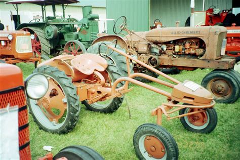 Allis Chalmers Model G Tractor Antique Tractors Vintage Tractors