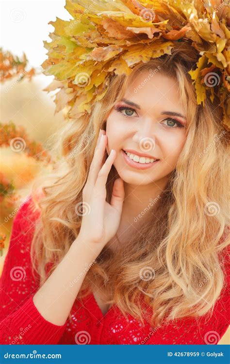 Portrait Of Beautiful Young Woman In Autumn Park Stock Image Image