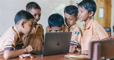 Mengenal Manfaat Internet Untuk Kegiatan Pembelajaran Di Kampus Sekolah