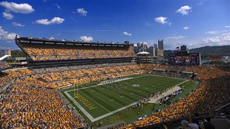 Police Fan Dies After Fall From Escalator At Steelers Acrisure Stadium Yahoo Sports