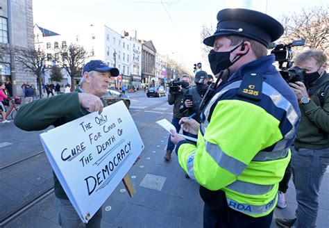 21 Arrested As Gardaí Police Anti Lockdown Events In Dublin On St