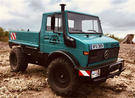 58609 Mercedes Benz Unimog 425 From Ministrone Showroom Minty Mog