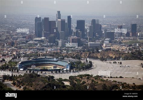 Los Angeles Dodgers Skyline Hi Res Stock Photography And Images Alamy