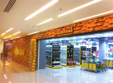 Each of our outlets spaces encompasses averagely 10,000 square feet providing a comfortable and wholesome family shopping experience. Mr D.I.Y | Main Place Mall