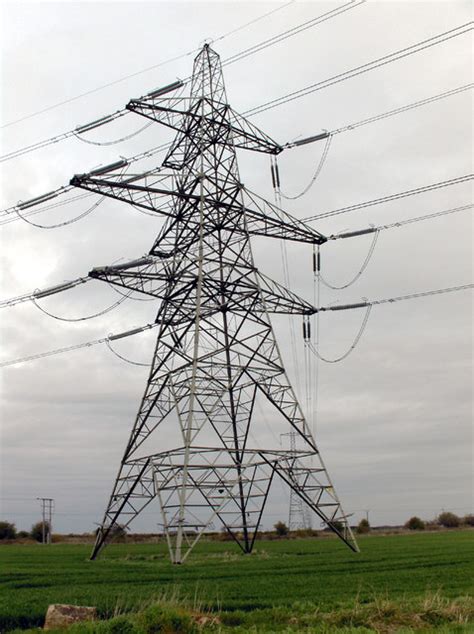 Pylon © David Wright Cc By Sa20 Geograph Britain And Ireland