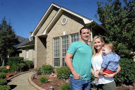 Beaumont Couple To Appear On Hgtvs House Hunters