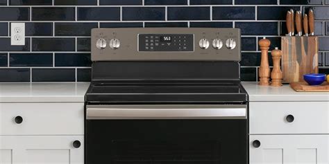 The 4 Best Electric Stoves And Ranges Of 2022 Reviews By Wirecutter