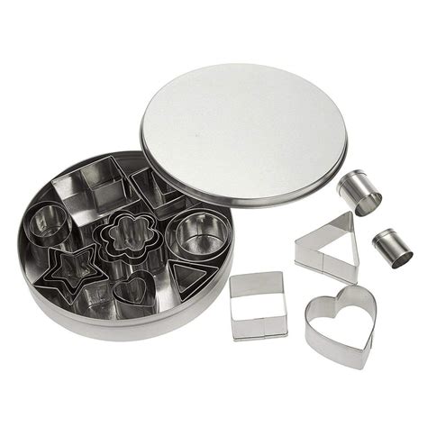 Cookie Cutter Set ‚Äì 24 Piece Stainless Steel Biscuit Cutters Fondant