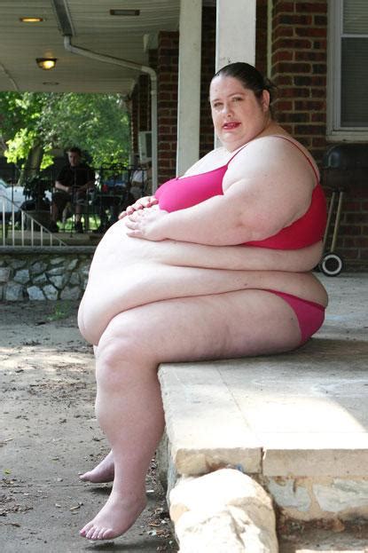 Worlds Heaviest Mom Flaunts Her Bikini Body