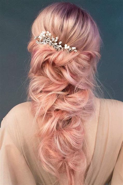 39 Totally Trendy Prom Hairstyles For 2020 To Look Gorgeous In 2020