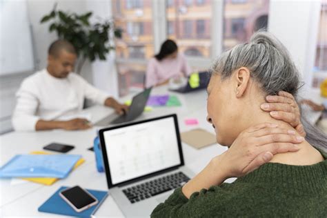 Neck Pain Causes Diagnosis And Treatment Contents Craze