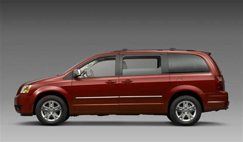 Room and convenience is what the 2008 dodge grand caravan has to offer. Dodge Grand Caravan and Chrysler Town & Country