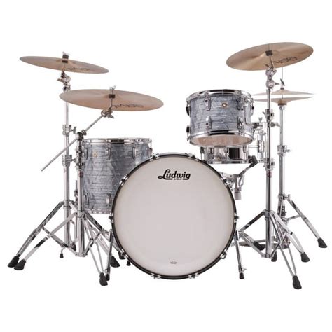 Ludwig Classic Maple Pro Beat Drum Set Sky Blue Pearl Dcp