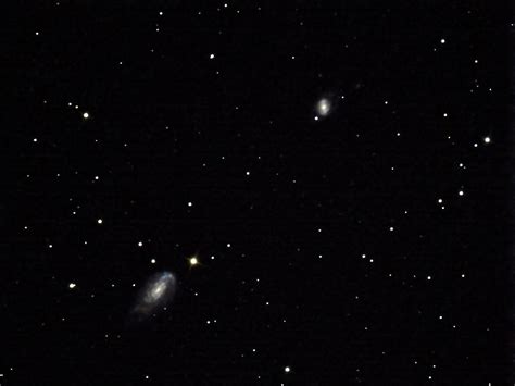 Estrellas Y Galaxias Ngc 4639 Y Ngc 4654 Galaxias En Virgo
