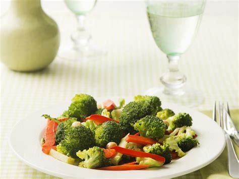 Roergebakken Broccoli Met Hazelnoten