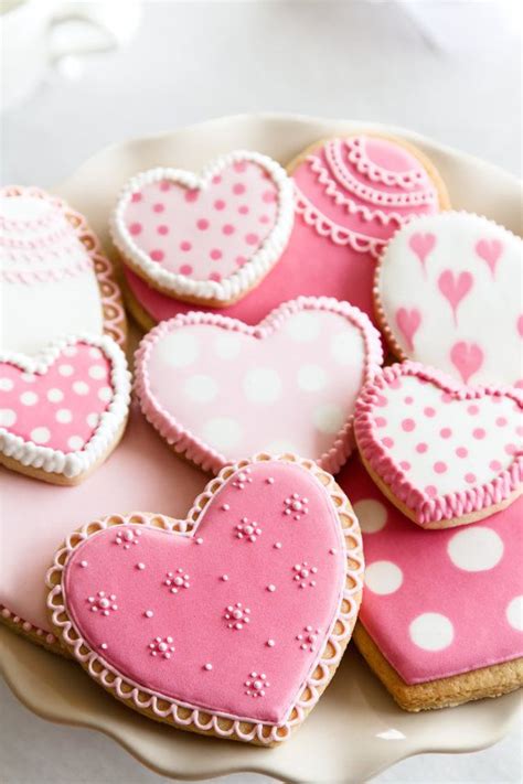 12 Elegant Hearts Decorated Sugar Cookies 2369047 Weddbook