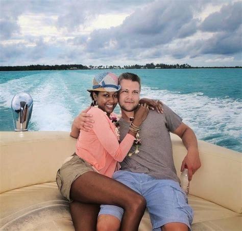 gorgeous interracial couple on vacation in the south pacific love wmbw bwwm swirl biracial
