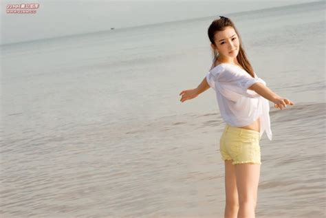 Cute Chinese Girl Sexy On The Beach On Page 2 Milmon Sexy Picpost