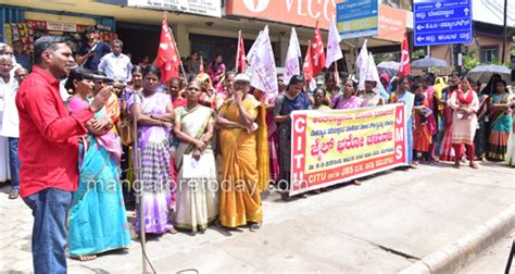 Mangalore Today Latest Main News Of Mangalore Udupi Page Mangaluru Activists Hold Jail