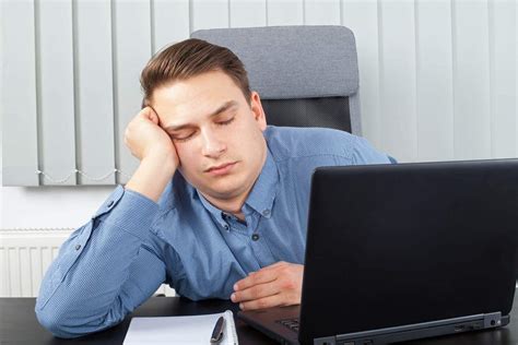 Shu Lack Of Sleep Cause Dementia Sleepy Employee At Work 562671430