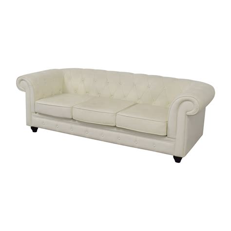 From stunning sectional sofas to cozy couches, modani's assortment of modern minimalist designs will appeal to even the most refined sense of style. 90% OFF - Modani Modani Furniture Chesterfield White ...