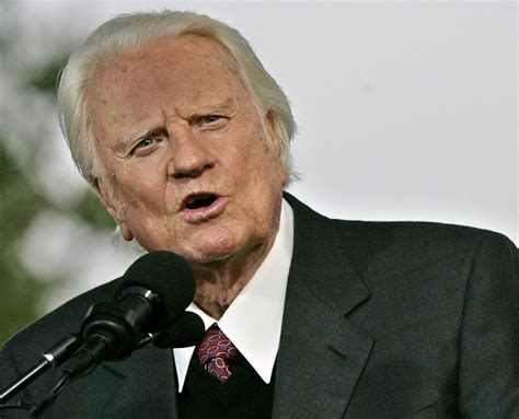 Latino leaders in Philadelphia react to death of pastor Billy Graham ...