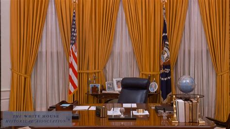 White House Desk Zoom Background