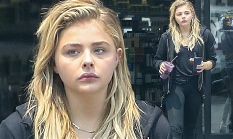 Chloe Grace Moretz Treats Herself To A Smoothie And Iced Coffee After Gym Workout Daily Mail