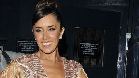 Strictlys Janette Manrara Shows Off Dancers Figure In Stunning Throwback As She Posts Loving