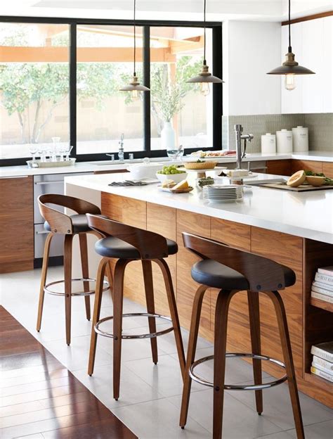 Uno de los principales atractivos de la cocina moderna es que permite combinar casi cualquier material en su decoración: Originales stools para islas de cocinas | Taburetes cocina ...