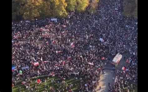 تظاهرات اعتراضی بزرگ ایرانیان در برلین آلمان بهار نیوز
