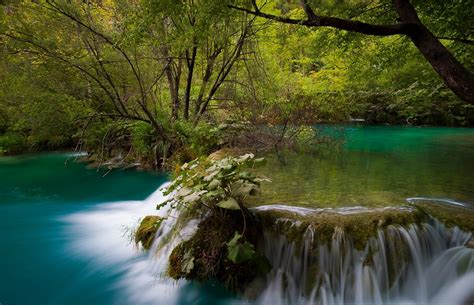 1366x768 Green Water Landscape Nature Waterfall Croatia Plitvice