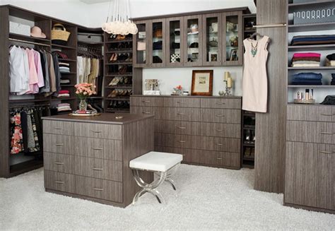 Contemporary Walk In Closets Every Woman Dreams To Own Home Design