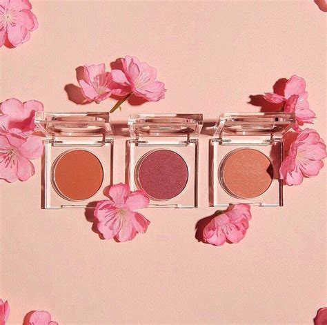 Kkw Cherry Blossom Blushes 🍒🌸 Beauty Ad Beauty Makeup Kim Kardashian Makeup Bright Lipstick