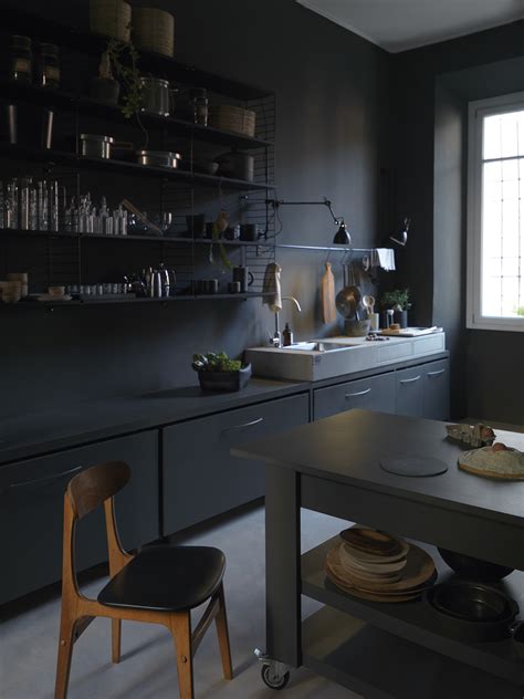 We did not find results for: Stunning Como apartment with a dark kitchen - COCO LAPINE ...