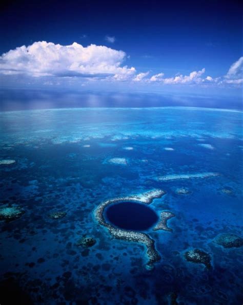 The Great Blue Hole In Belize Is One Of The Worlds Most Gorgeous Mysteries