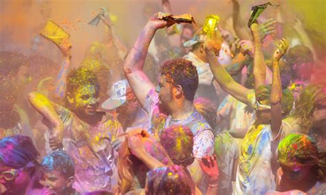 Rang Barsao This Holi At These Colourful Holi Parties In Mumbai