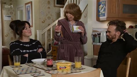 Coronation Street Viewers In Tears Over Gails Racy ‘stimulator