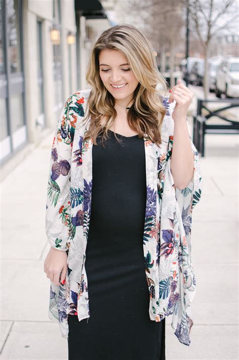 Maternity Kimono Outfit By Lauren M