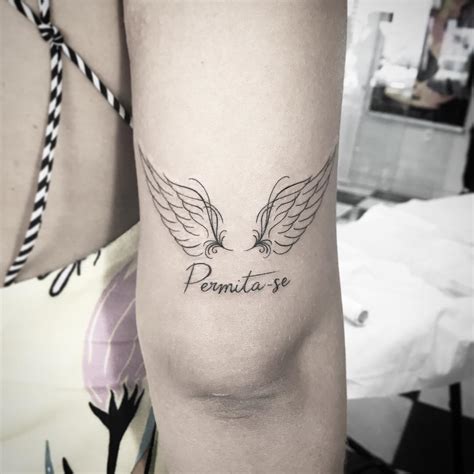 Tatuaje Alas De Ángel Y Frase Permita Se Tatuajes Para Mujeres