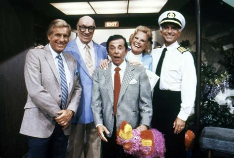 27 Buoyant Behind The Scenes Photos From The Love Boat