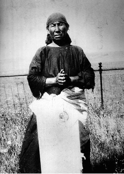 Hidatsa Woman Circa 1920 Native North Americans Native American Women Native American Indians