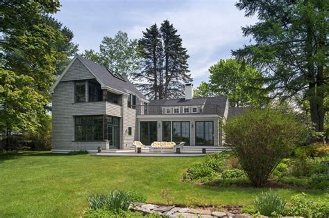 Home For Sale 100 Pleasant Avenue Peaks Island Maine 04108 Maine