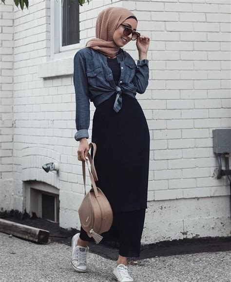 18 Ootd Rok Batik Hijab Yang Terbaru