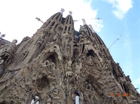 Exterior Of La Familia Sagrada Barcelona Gaudi May Be The Strangest