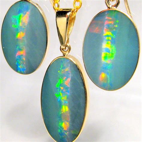 Australian Opal Earrings Pendant Jewelry Set 14k Gold Natural Inlaid