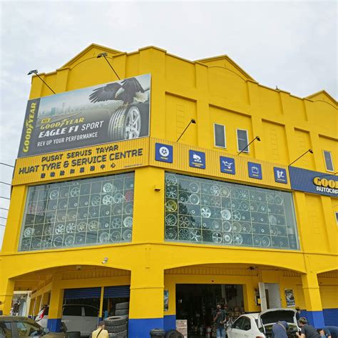 Huat Tyres And Service Centre Sitiawan