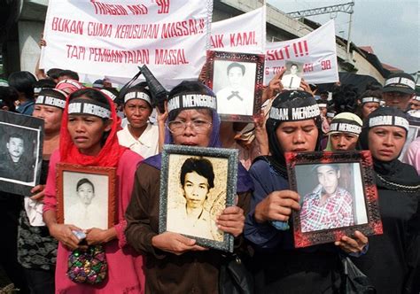 Penyebab Kerusuhan Mei 1998 Sejarah Kelam Pelanggaran Ham Di Indonesia